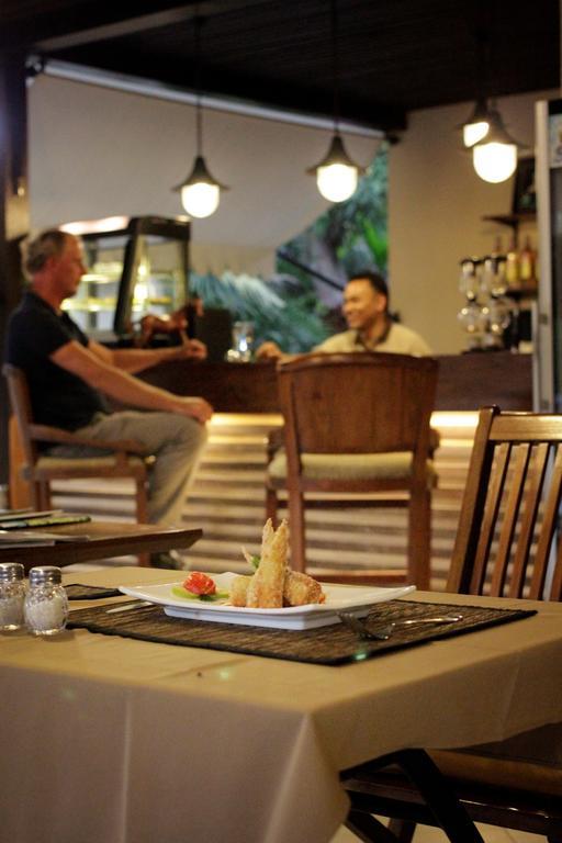 Samawa Transit Hotel Sumbawa Besar Extérieur photo