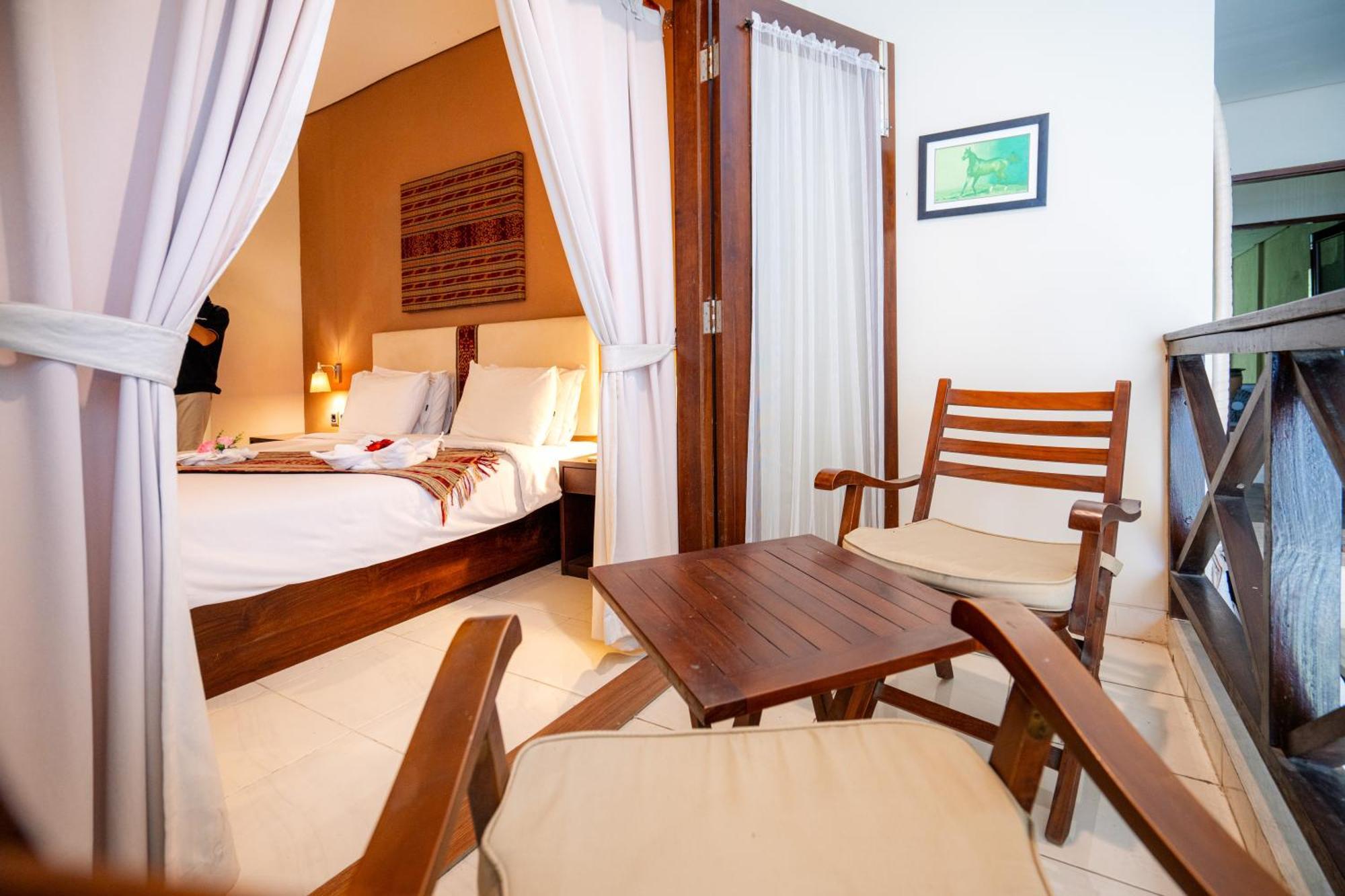 Samawa Transit Hotel Sumbawa Besar Extérieur photo