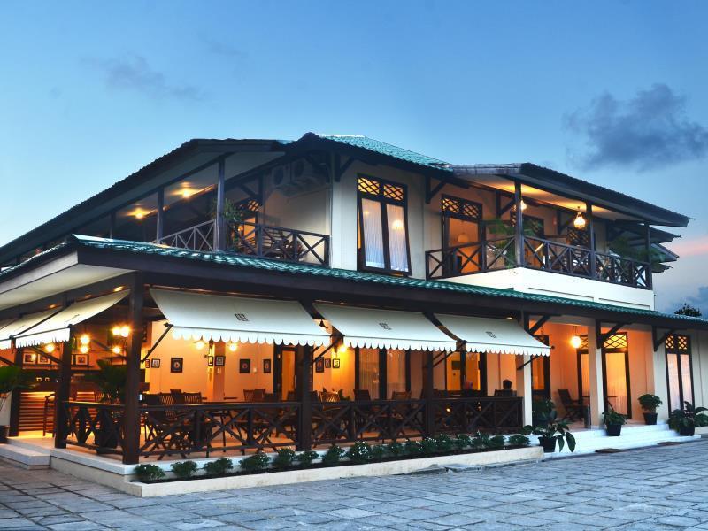 Samawa Transit Hotel Sumbawa Besar Extérieur photo