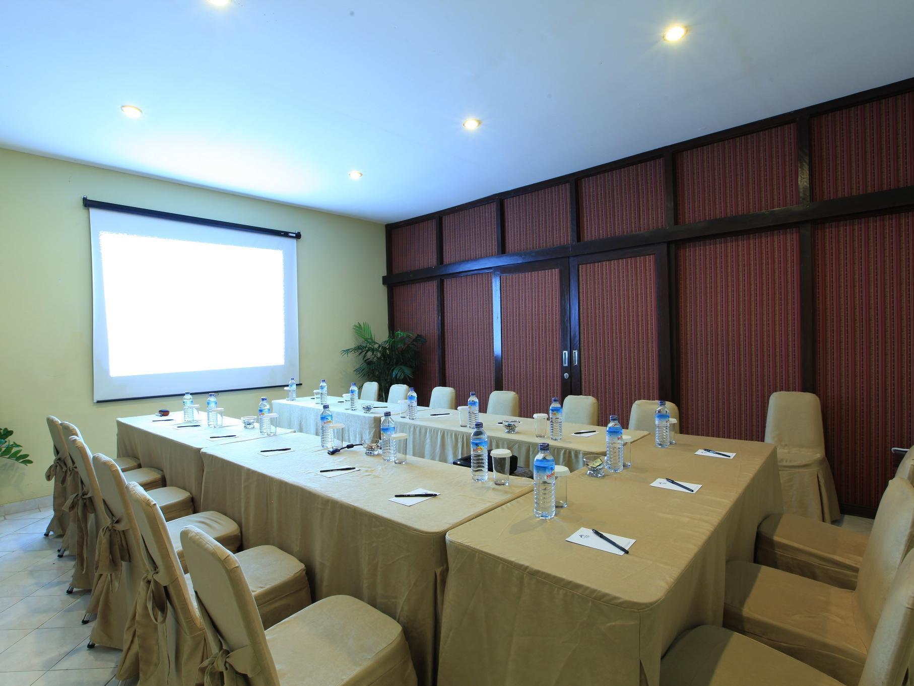 Samawa Transit Hotel Sumbawa Besar Extérieur photo